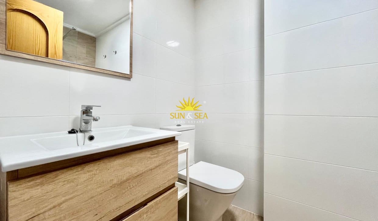 2 bedroom Apartment for rent in La Mata - € 850 (Ref: 9100253)