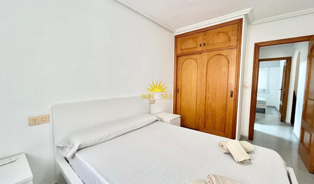 2 bedroom Apartment for rent in La Mata - € 850 (Ref: 9100253)