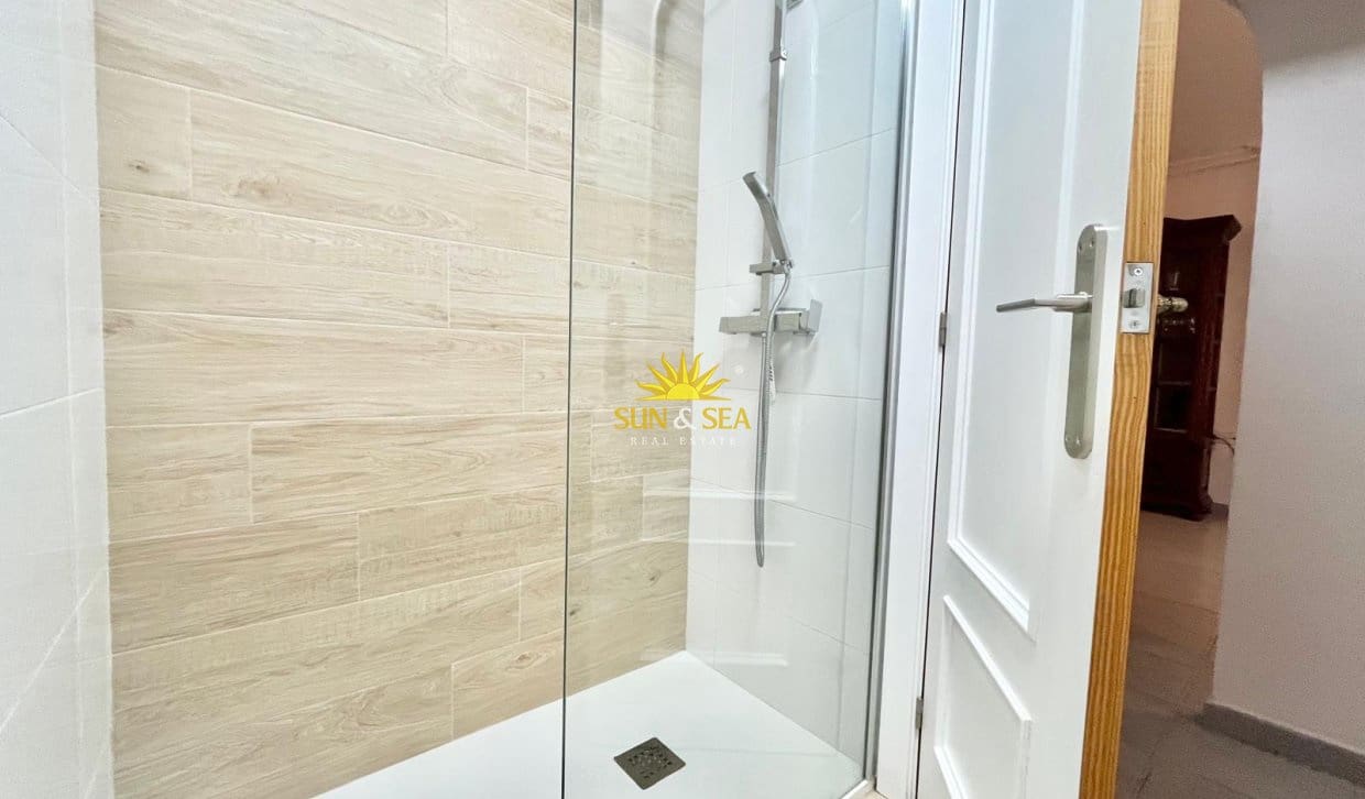 2 bedroom Apartment for rent in La Mata - € 850 (Ref: 9100253)
