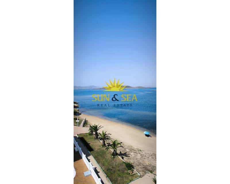 3 bedroom Apartment for rent in La Manga del Mar Menor with pool garage - € 800 (Ref: 9101387)