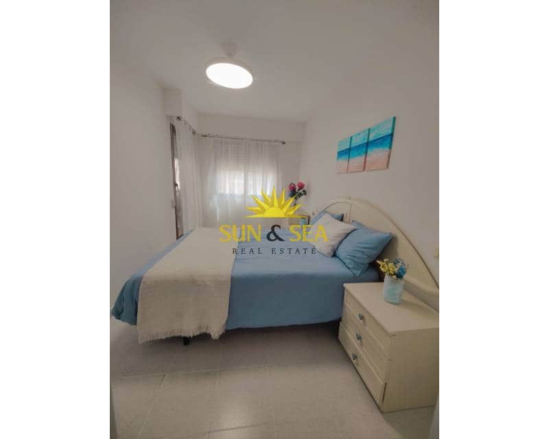 2 sypialnia Apartament do wynajęcia w Torrevieja z basenem - 800 € (Ref: 9101754)