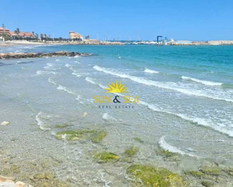 3 sypialnia Dom do wynajęcia w Torre de la Horadada - 890 € (Ref: 9101816)