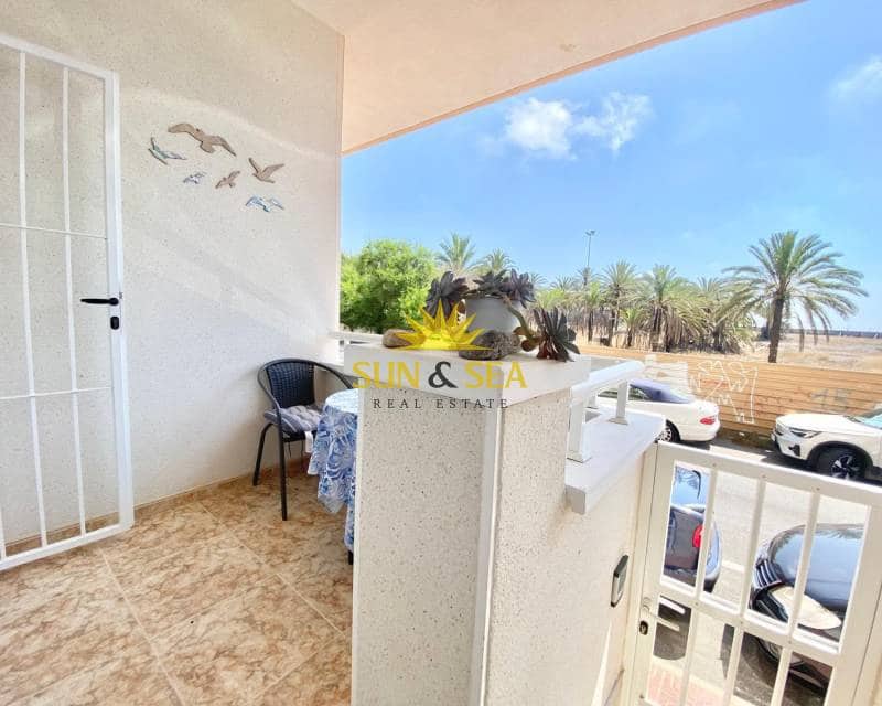 2 makuuhuone Huoneisto vuokrattavana paikassa Torrevieja mukana 
autotalli - 800 € (Ref: 9107937)