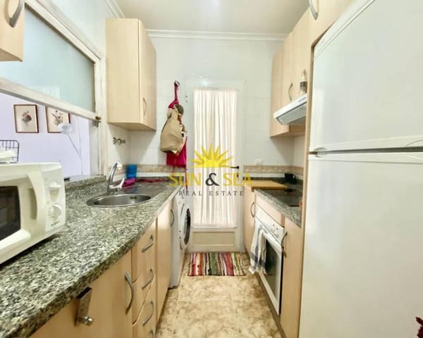 2 makuuhuone Huoneisto vuokrattavana paikassa Playa del Cura, Torrevieja mukana 
autotalli - 800 € (Ref: 9107937)