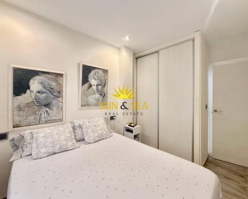 Apartamento de 2 habitaciones en Torrevieja en alquiler - 1.000 € (Ref: 9107938)