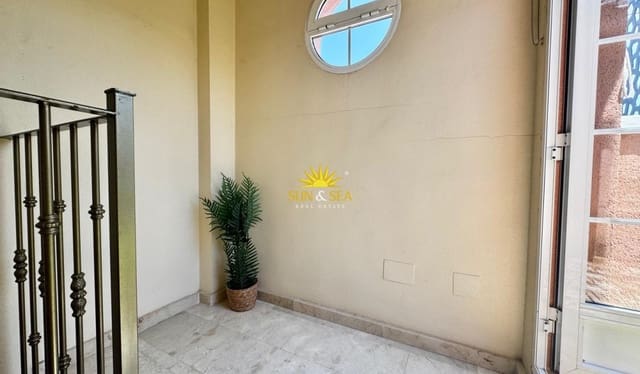 Chalet de 4 habitaciones en Gran Playa, Santa Pola en alquiler - 1.250 € (Ref: 9108287)
