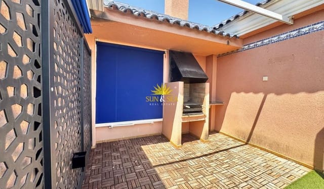 Chalet de 4 habitaciones en Gran Playa, Santa Pola en alquiler - 1.250 € (Ref: 9108287)