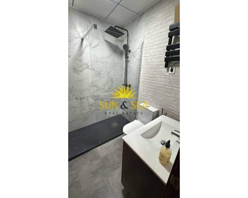 2 sovrum Lägenhet att hyra i Los Alcazares - 1 400 € (Ref: 9109866)