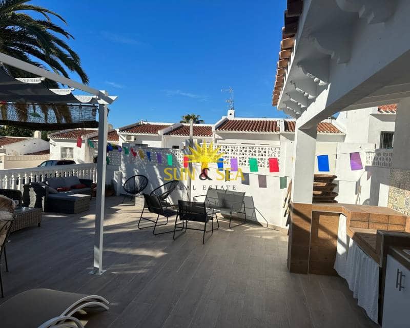 2 bedroom Villa for holiday rental in La Nucia with pool garage - € 1,300 (Ref: 9111607)