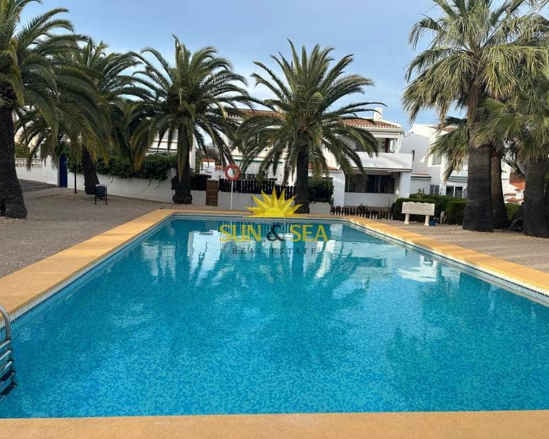 2 bedroom Villa for holiday rental in La Nucia with pool garage - € 1,300 (Ref: 9111607)