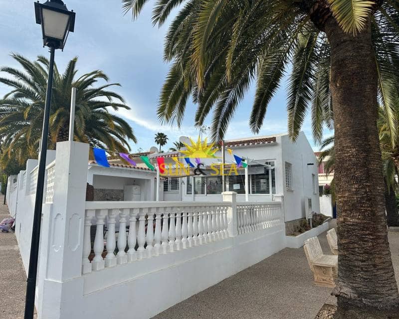 2 bedroom Villa for holiday rental in La Nucia with pool garage - € 1,300 (Ref: 9111607)