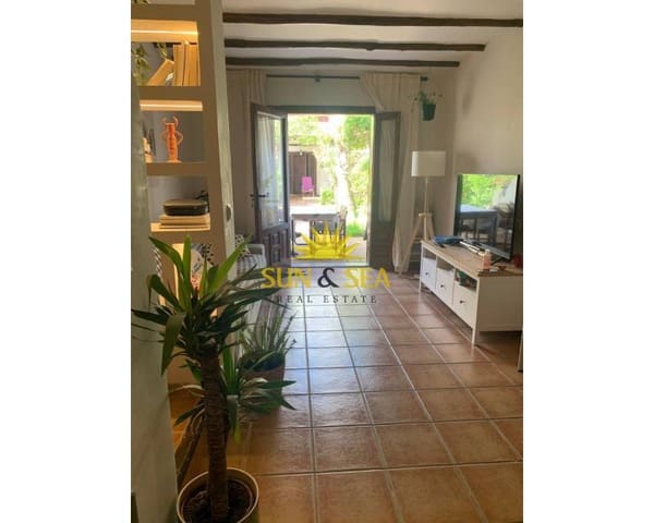 2 bedroom Villa for holiday rental in La Manga del Mar Menor - € 900 (Ref: 9113621)