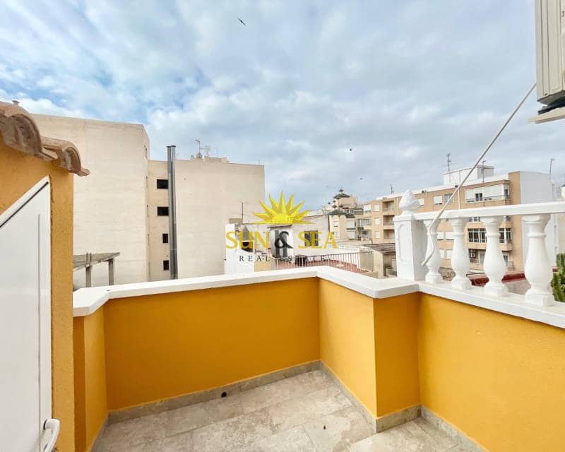 2 soveværelse Penthouse til salg i Torrevieja - € 230.000 (Ref: 9115554)