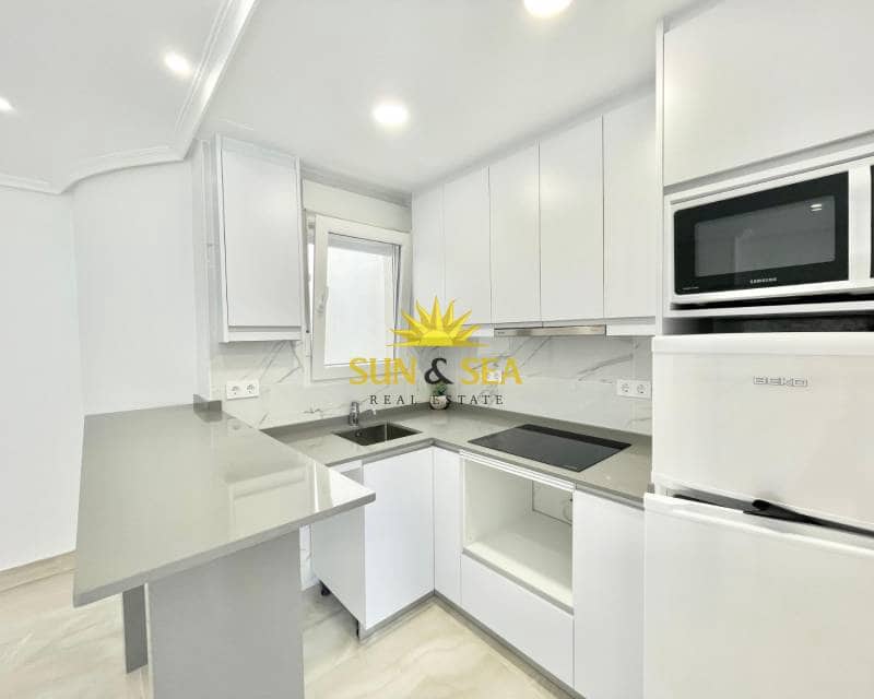 2 soveværelse Penthouse til salg i Torrevieja - € 230.000 (Ref: 9115554)