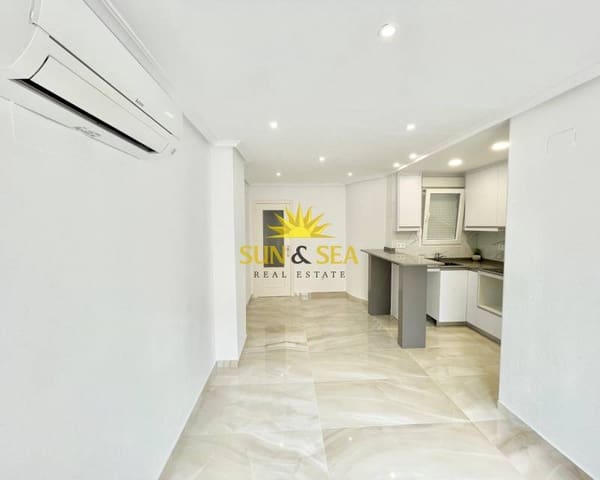 2 soveværelse Penthouse til salg i Puerto Deportivo, Torrevieja - € 230.000 (Ref: 9115554)