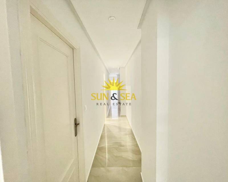 2 soveværelse Penthouse til salg i Torrevieja - € 230.000 (Ref: 9115554)