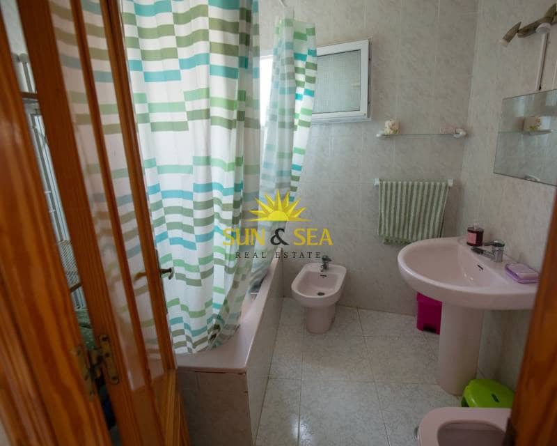 5 bedroom Villa for rent in La Manga del Mar Menor with pool garage - € 800 (Ref: 9117514)