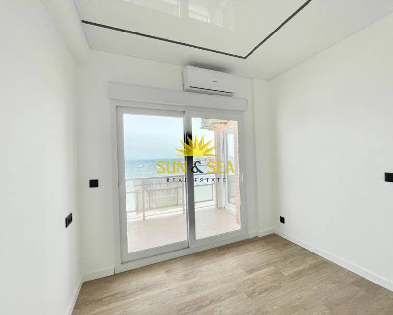 3 bedroom Apartment for sale in San Pedro del Pinatar - € 285,000 (Ref: 9117515)