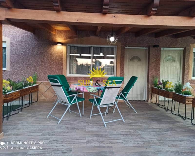 3 soveværelse Lejlighed til leje i Elche / Elx med swimmingpool - € 1.300 (Ref: 9118420)