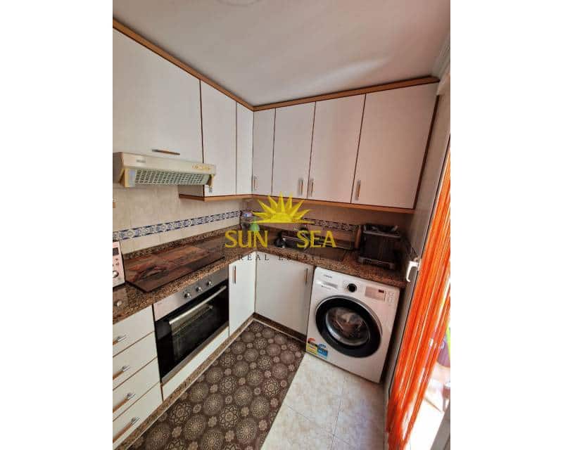 2 makuuhuone Huoneisto vuokrattavana paikassa Santa Pola mukana uima-altaan 
autotalli - 650 € (Ref: 9121387)