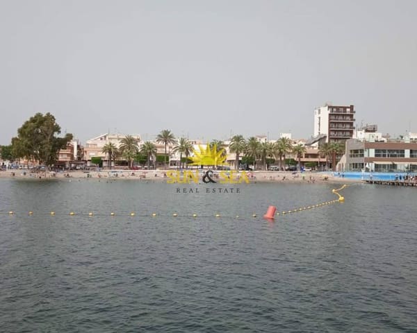 3 chambre Appartement à vendre à La Manga del Mar Menor avec piscine garage - 210 000 € (Ref: 9123898)