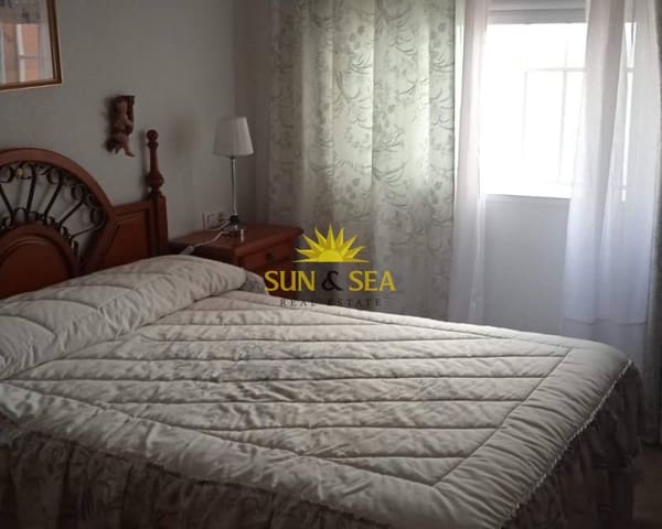 3 chambre Appartement à vendre à La Manga del Mar Menor avec piscine garage - 210 000 € (Ref: 9123898)