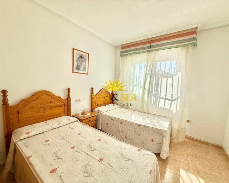 Chalet de 2 habitaciones en Los Cuarteros en alquiler - 800 € (Ref: 9123900)