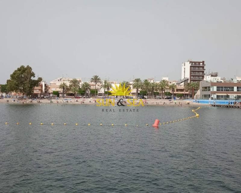 3 sovrum Lägenhet att hyra i La Manga del Mar Menor med pool garage - 1 000 € (Ref: 9127248)