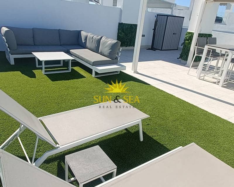 2 camera da letto Attico da affitare come casa vacanza in Los Altos con piscina garage - 1.800 € (Rif: 9127802)