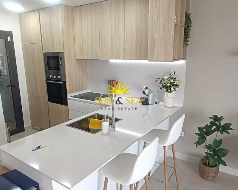 2 camera da letto Attico da affitare come casa vacanza in Los Altos con piscina garage - 1.800 € (Rif: 9127802)