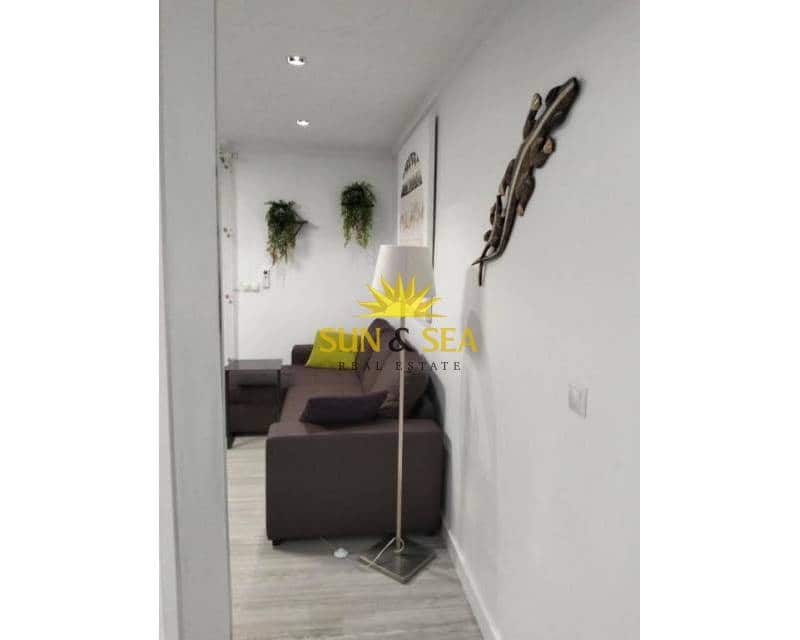 Appartement de 3 chambres à louer à Santa Pola - 800 € (Ref: 9127803)