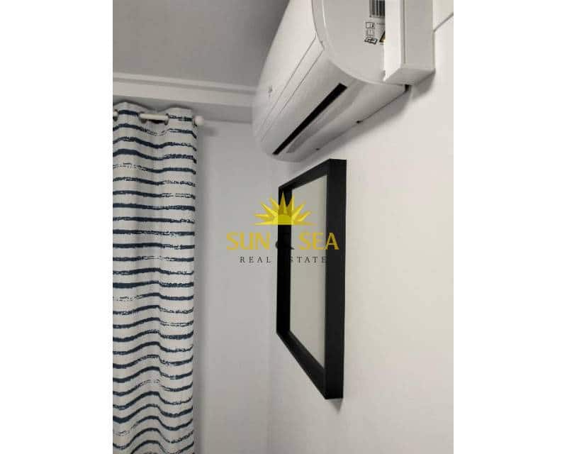 Appartement de 3 chambres à louer à Santa Pola - 800 € (Ref: 9127803)