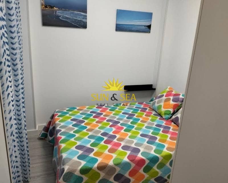 Appartement de 3 chambres à louer à Santa Pola - 800 € (Ref: 9127803)