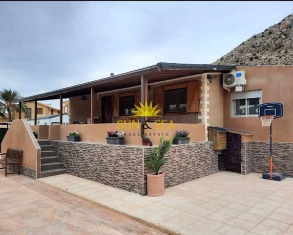3 soveværelse Villa til leje i Jubalcoy / Jubalcoi, Elche / Elx med swimmingpool - € 1.800 (Ref: 9127864)