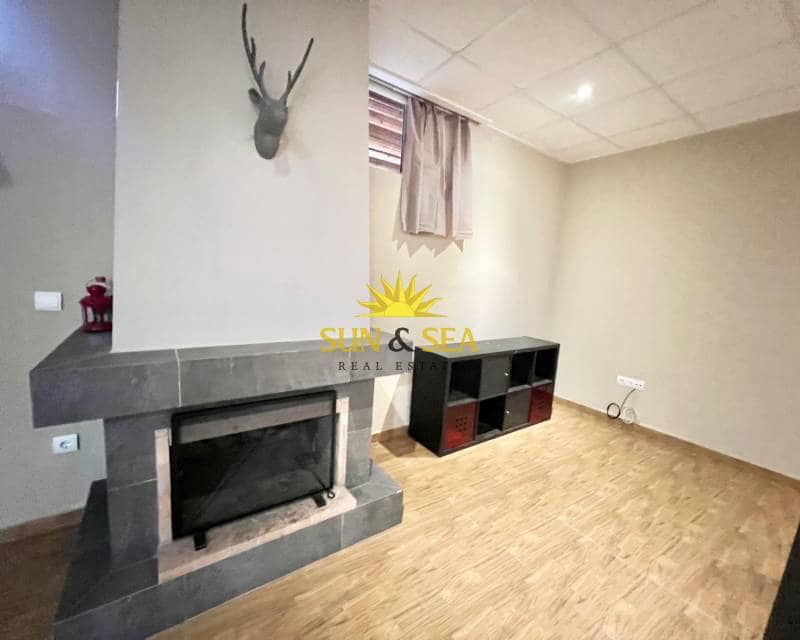 3 bedroom Villa for rent in Elche / Elx with pool - € 1,750 (Ref: 9127864)