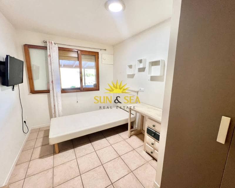 3 bedroom Villa for rent in Elche / Elx with pool - € 1,750 (Ref: 9127864)