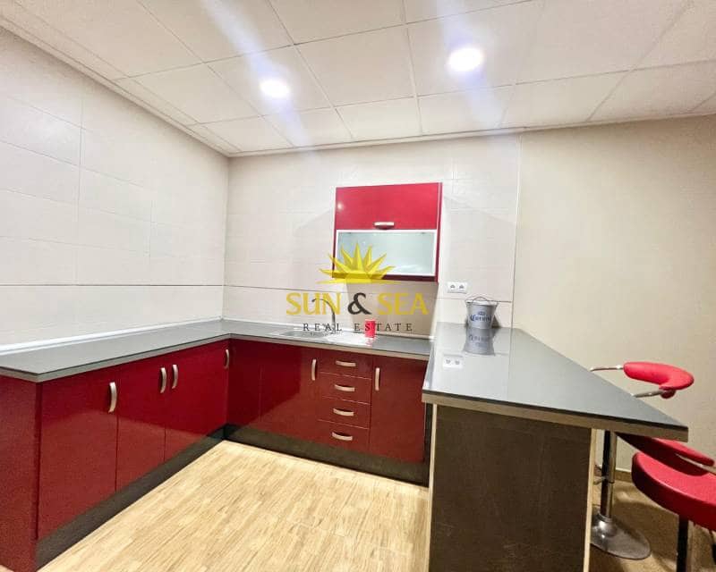 3 bedroom Villa for rent in Elche / Elx with pool - € 1,750 (Ref: 9127864)