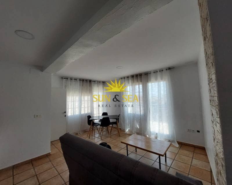 2 bedroom Apartment for rent in Guardamar del Segura - € 800 (Ref: 9128700)