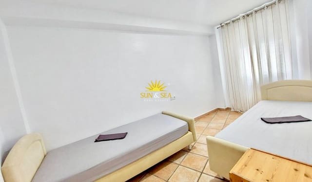 2 slaapkamer Appartement te huur in Zona Pueblo, Guardamar del Segura - € 800 (Ref: 9128700)
