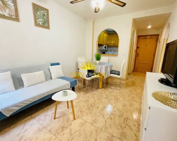 1 soveværelse Lejlighed til leje i Avenida Habaneras - Curva de Palangre, Torrevieja - € 750 (Ref: 9129346)