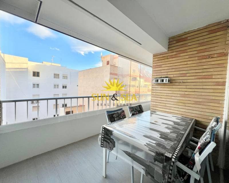 3 bedroom Apartment for rent in Torrevieja - € 1,300 (Ref: 9131036)