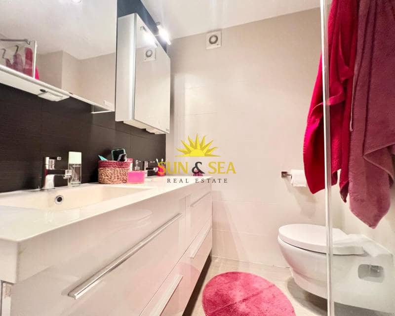 3 bedroom Apartment for rent in Torrevieja - € 1,300 (Ref: 9131036)