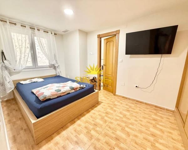 3 sovrum Lägenhet att hyra i Centro - Muelle Pesquero, Torrevieja med garage - 1 200 € (Ref: 9133134)