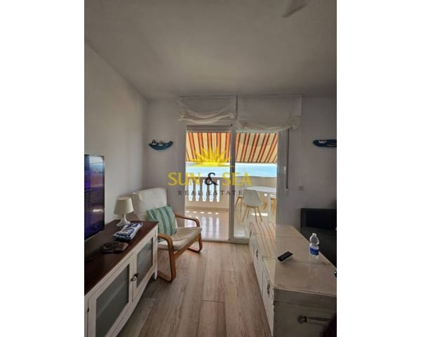 2 slaapkamer Appartement te huur in La Manga del Mar Menor met zwembad garage - € 800 (Ref: 9133665)