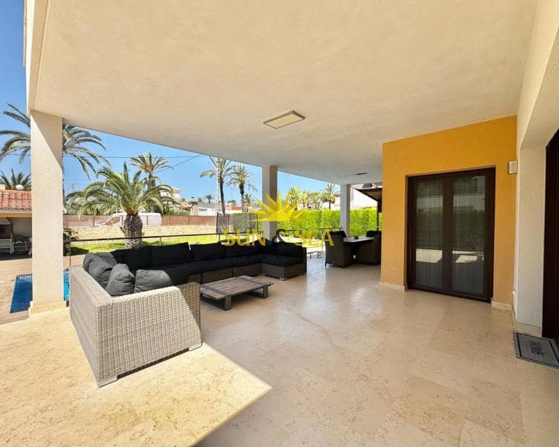 6 chambre Villa/Maison à vendre à Cabo Roig avec piscine garage - 1 990 000 € (Ref: 9133813)