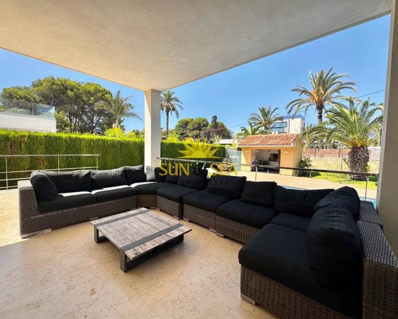 6 chambre Villa/Maison à vendre à Cabo Roig avec piscine garage - 1 990 000 € (Ref: 9133813)