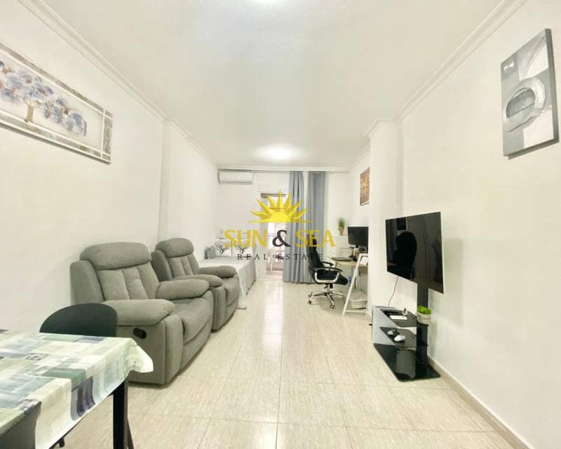 2 sypialnia Apartament do wynajęcia w Torrevieja - 800 € (Ref: 9134715)