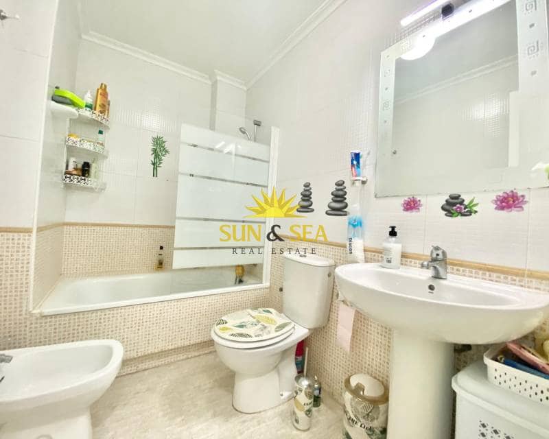 2 sypialnia Apartament do wynajęcia w Torrevieja - 800 € (Ref: 9134715)