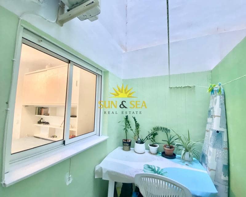 2 sypialnia Apartament do wynajęcia w Torrevieja - 800 € (Ref: 9134715)