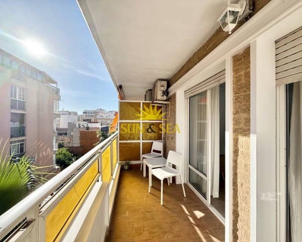Apartamento de 3 habitaciones en Centro - Muelle Pesquero, Torrevieja en alquiler - 1.200 € (Ref: 9136698)